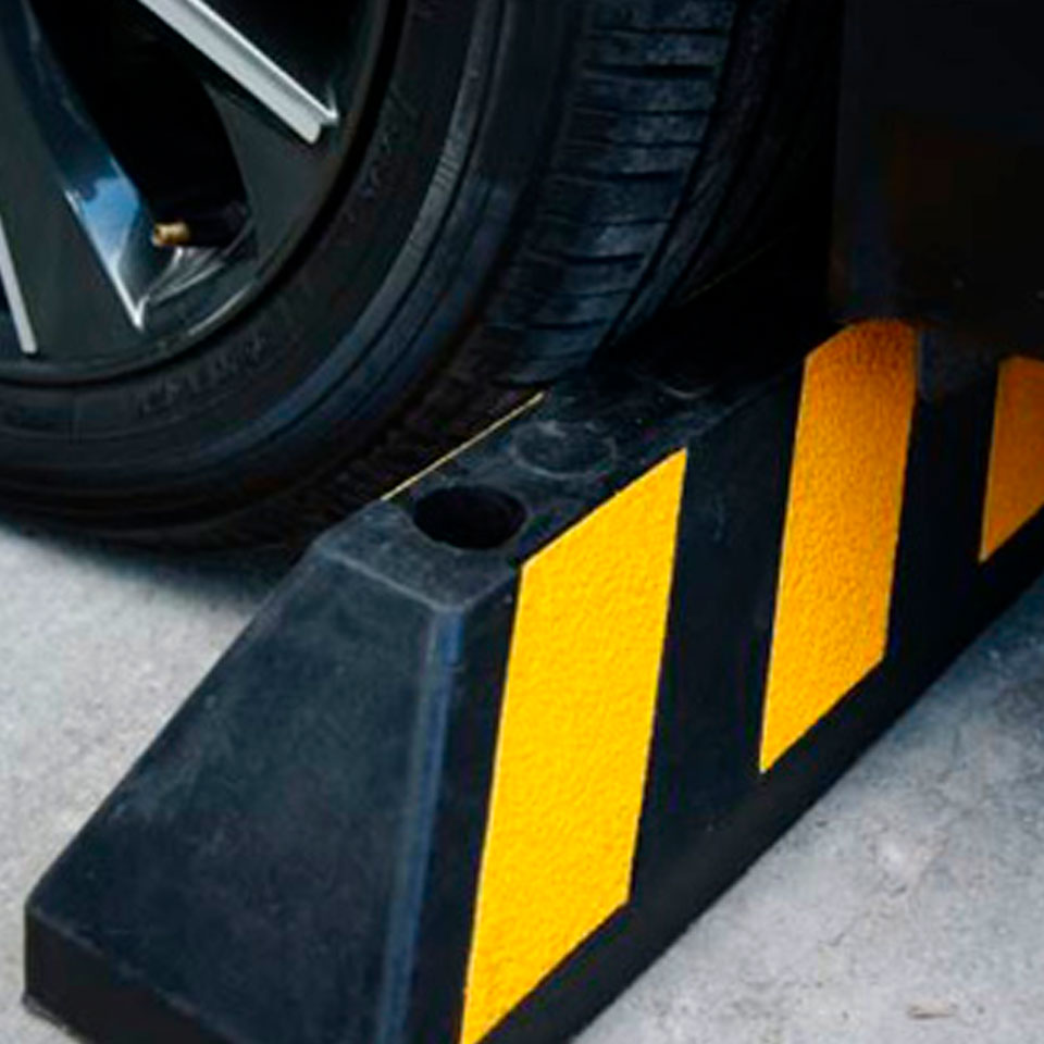 Tope Estacionamiento Camiones y Autobuses